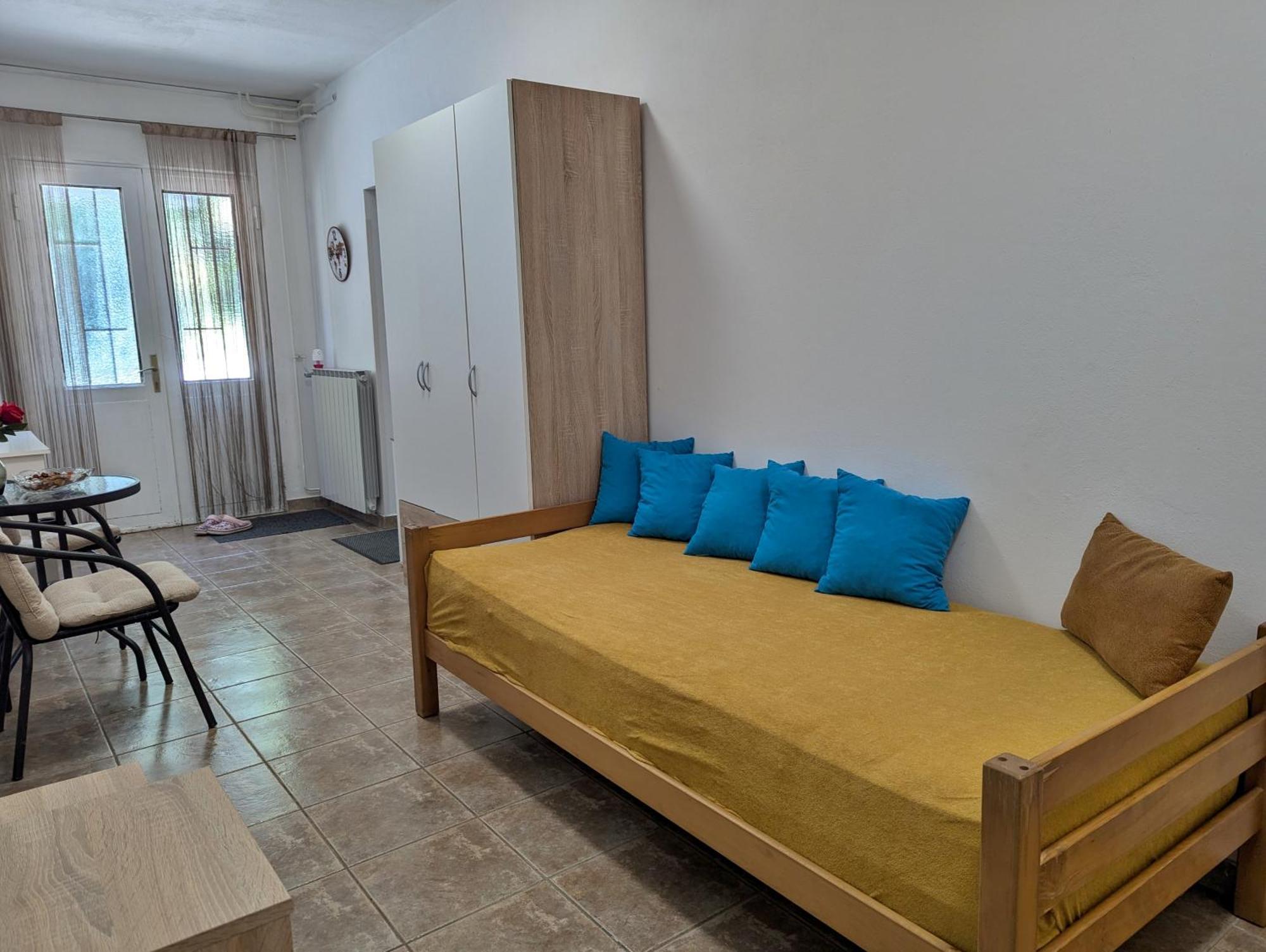 Luna Apartment