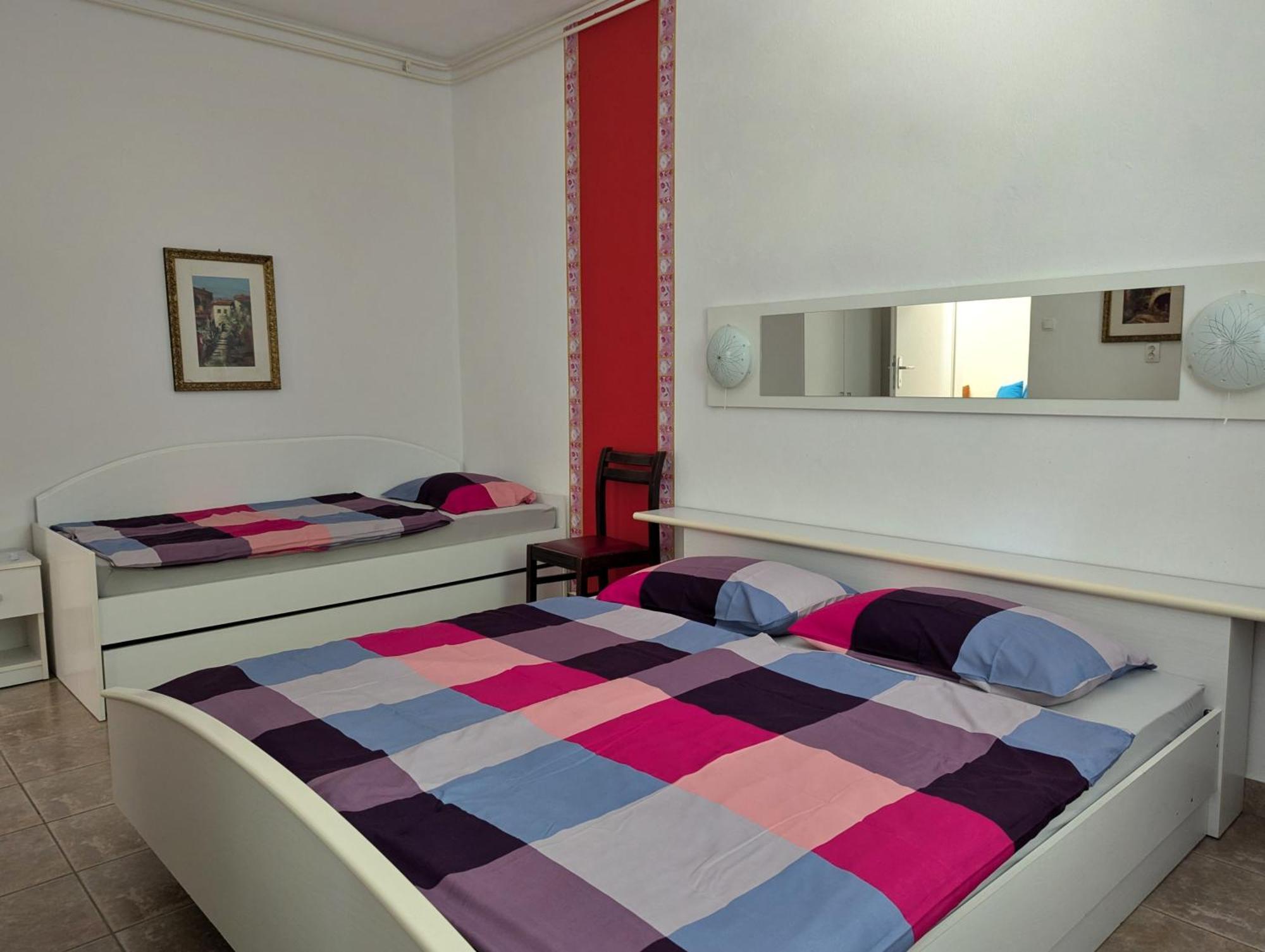 Luna Apartment